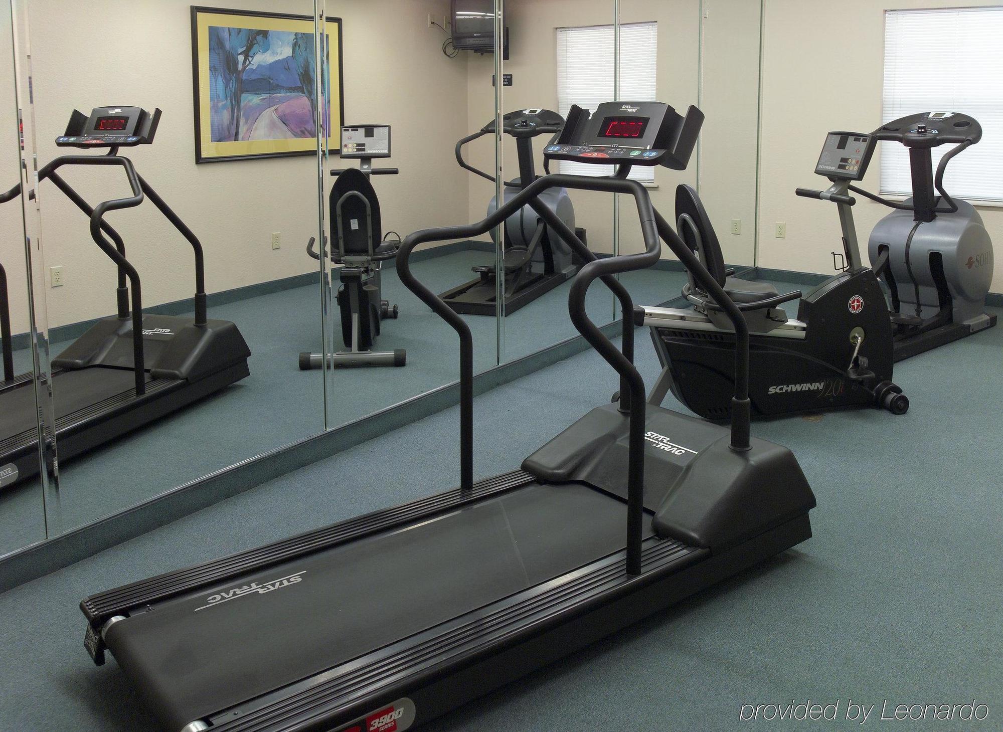 Suburban Studios Copley Akron West Экстерьер фото